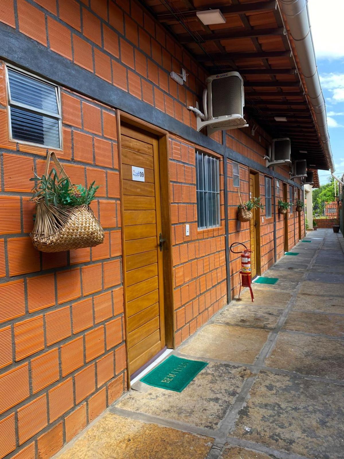 Pousada Dos Lagos Paulino Neves Esterno foto